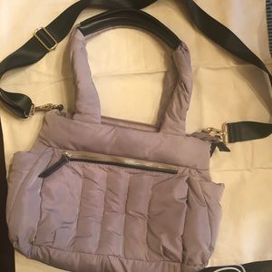 Sondra Roberts puffy qualities crossbody or handle bag. Great condition!